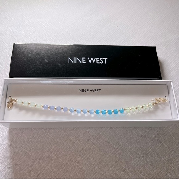 NEW. Nine West Pastel Beaded Bracelet. Gold tone. Adjustable length.Perfect gift - Picture 1 of 6